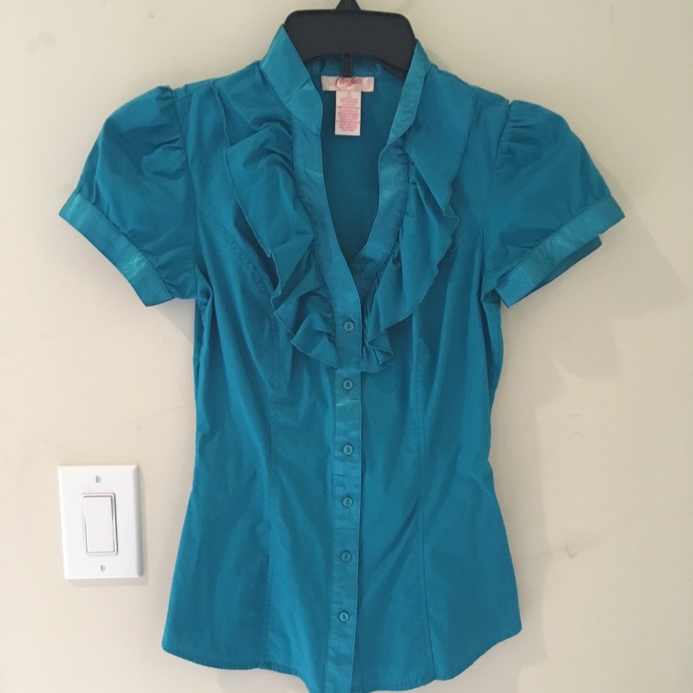 Retro Candie's Ruffled blouse
